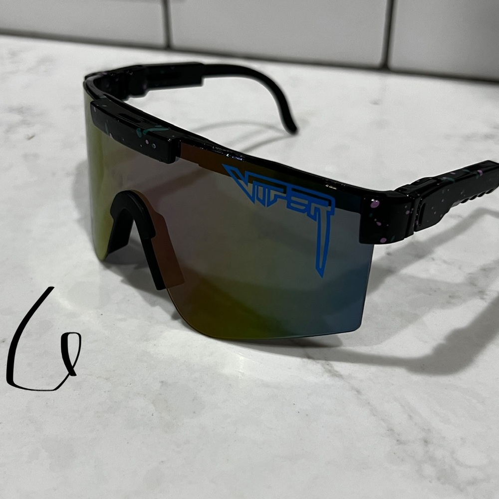 Viper Mirrored Shield Sunglasses in Multichrome